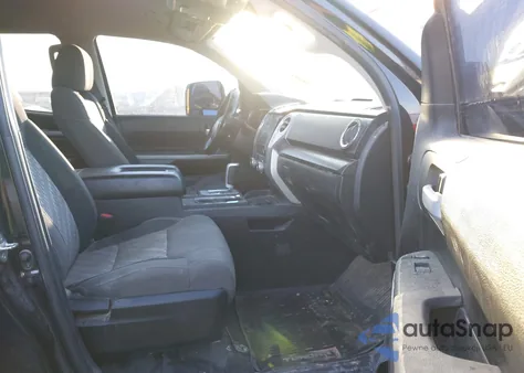 2020 Toyota Tundra Sr5 z USA, uszkodzony, nr VIN 5TFUY5F1XLX913917